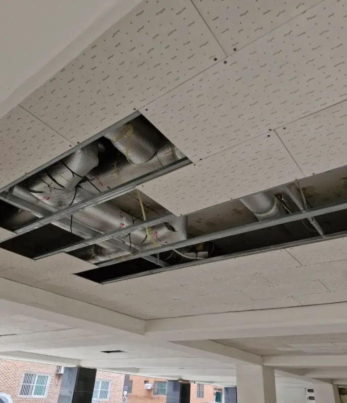 천정 배관 구배 조정작업